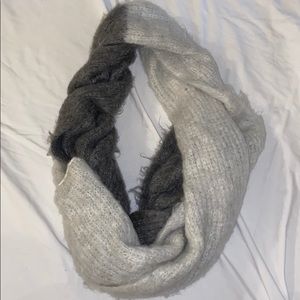 Aerie Two Toned Scarc